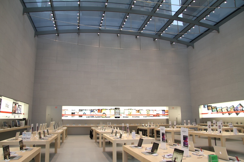 Illustration for article titled Apple Store Gallery